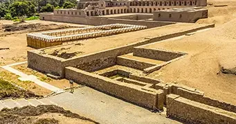 TOUR ARQUEOLOGICO PACHACAMAC Y BARRANCO